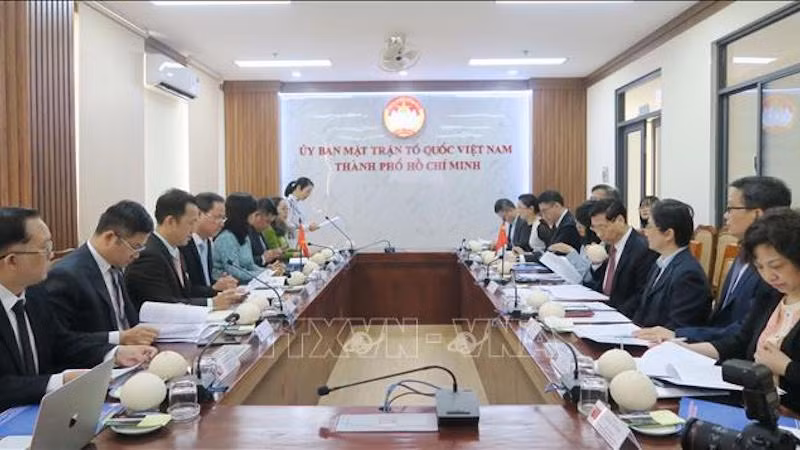 Общий вид переговоров. Фото: ВИА