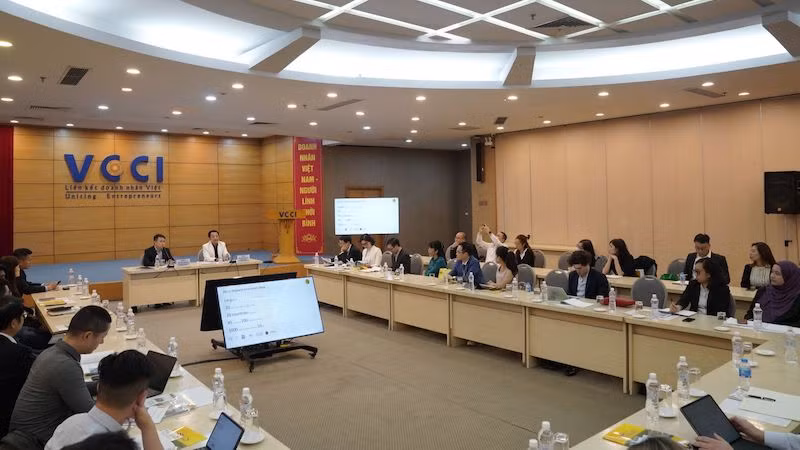 Общий вид рабочей встречи. Фото: VCCI