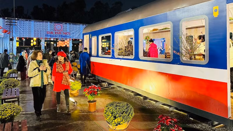 Воссоздано пространство Железнодорожного вокзала Ханоя.