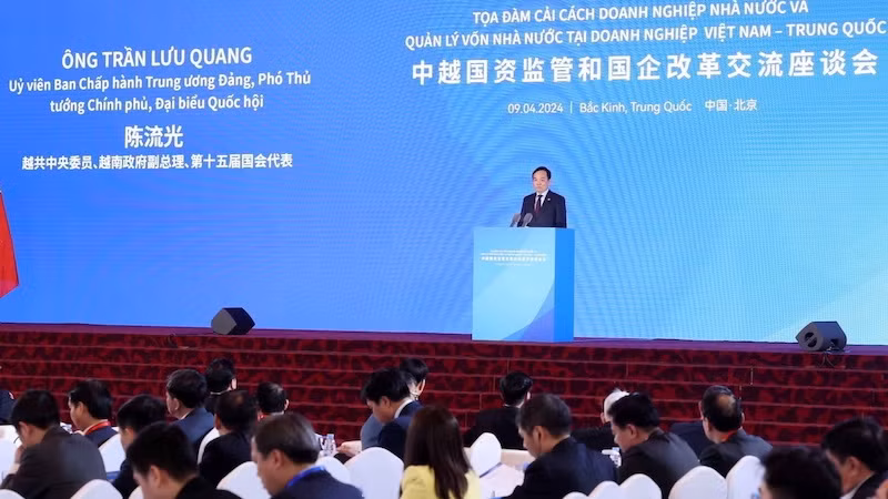 Вице-премьер Чан Лыу Куанг выступает на беседе. Фото: ВИА