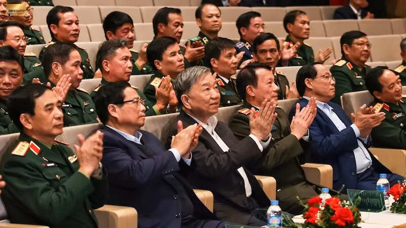 Руководители Парти и Государства на мероприятии. Фото: ВИА