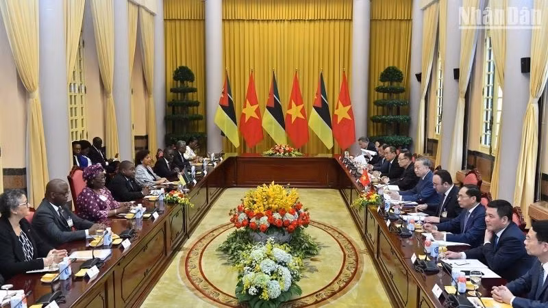 Общий вид переговоров. Фото: Данг Кхоа