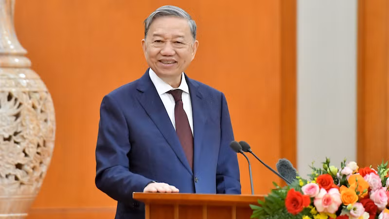 Генеральный секретарь ЦК КПВ То Лам выступает на конференции. Фото: Данг Кхоа