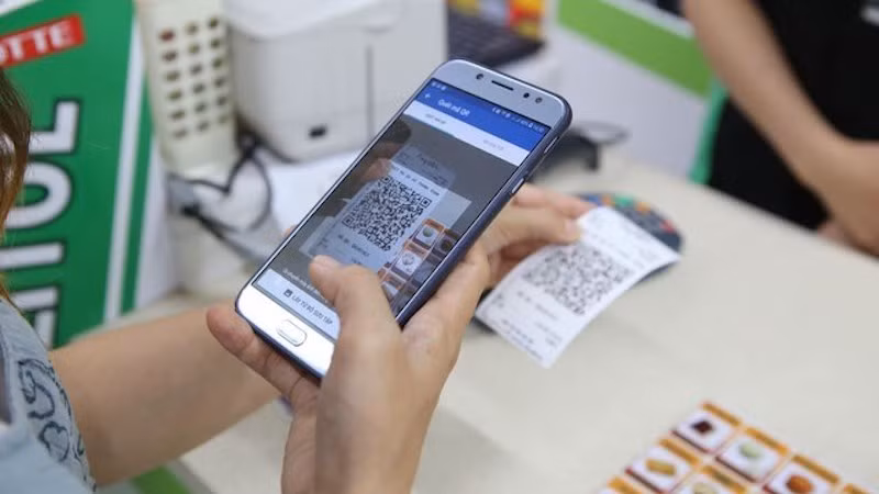 Новые бизнес-модели, основанные на цифровых технологиях, новые платежные способы, более доступные для людей. Фото: ВИА