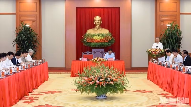 Общий вид заседания. Фото: Чан Хай Общий вид заседания. Фото: Чан Хай