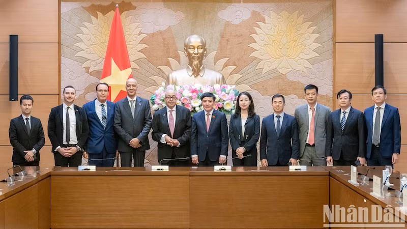 Делегаты двух стран на переговорах. Фото: Зюи Линь