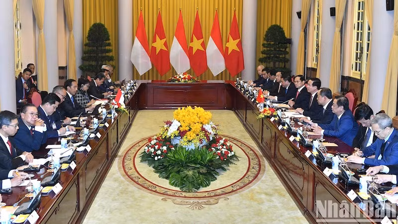 Общий вид переговоров. Фото: Данг Кхоа