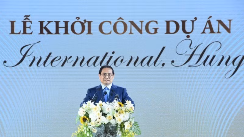 Премьер-министр Фам Минь Тьинь выступает на мероприятии. Фото: Чан Хай