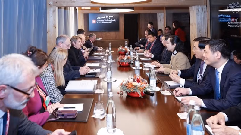 Общий вид переговоров. Фото: VGP