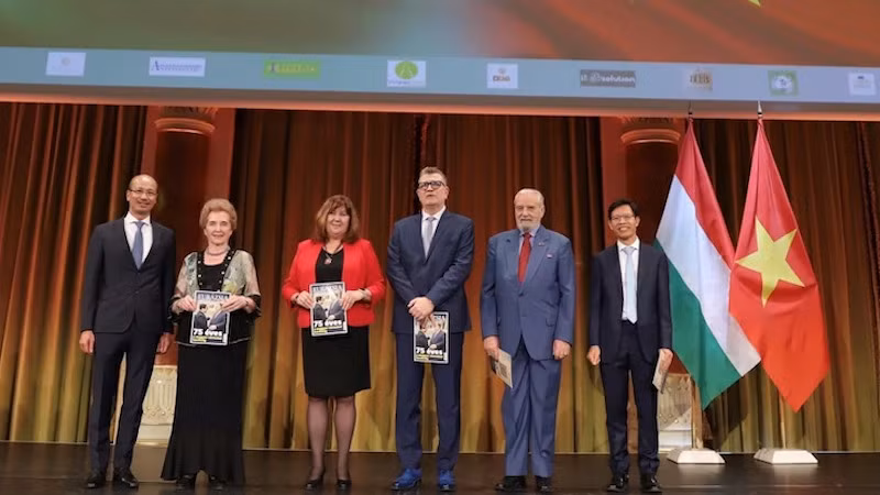 Участники церемонии. Фото: ВИА