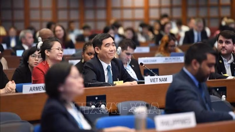 Посол Вьетнама в Таиланде Фам Вьет Хунг на форуме. Фото: ВИА