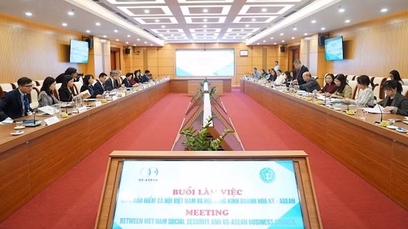 Общий вид встречи. Фото: Вьетнамское социальное страхование