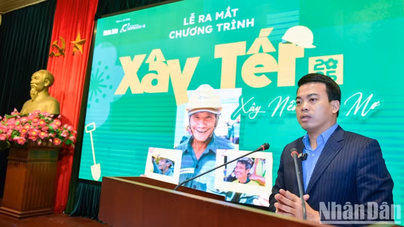 Председатель Конфедерации труда провинции Хынгйен Ле Куанг Тоан высоко оценил гуманистические ценности программы.