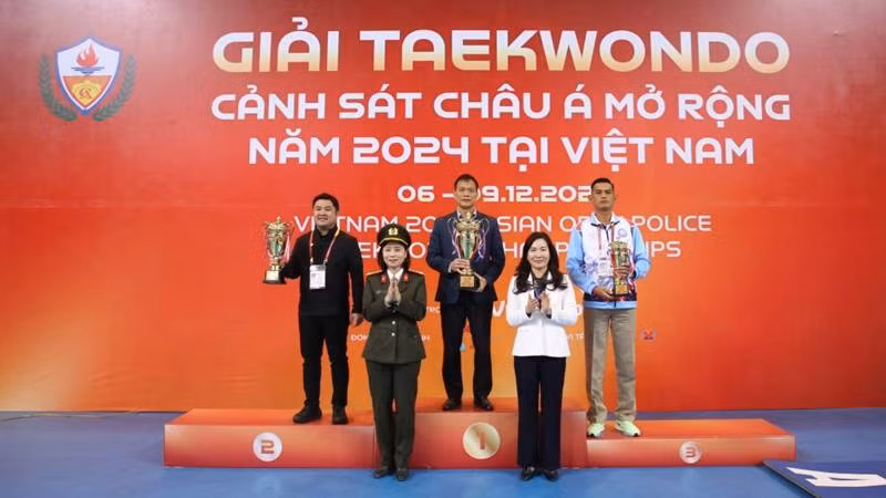 Спортивная ассоциация Сил народной общественной безопасности Вьетнама занимает первое место на турнире. Фото: baoquangninh.vn