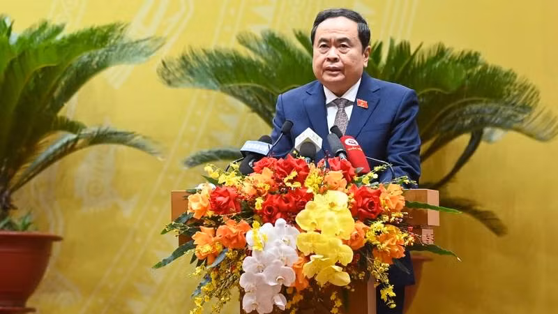 Председатель НС Вьетнама Чан Тхань Ман выступает на сессии. Фото: Зюи Линь 