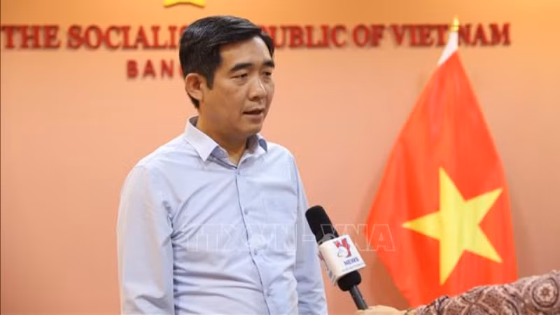 Посол Вьетнама в Таиланде Фам Вьет Хунг дал интервью корреспонденту ВИА в Бангкоке об инциденте. Фото: ВИА