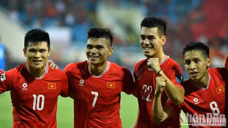 Игроки мужской сборной Вьетнама по футболу. Фото: Чан Хай
