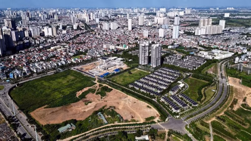 Рынок недвижимости постепенно восстанавливается, реализуется множество проектов.