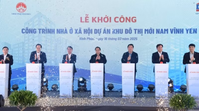 Церемония закладки первого камня проекта социального жиль. Фото: Чан Хай