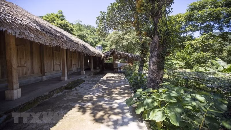 Общественный гостевой дом для обслуживания туристов при посещении селения Шынг.