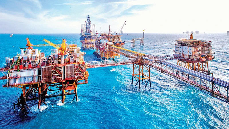 Добыча нефти и газа на месторождении Батьхо.