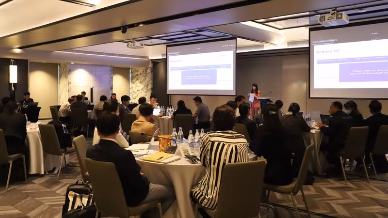 Общий вид форума. 