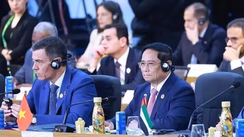 Премьер-министр Вьетнама Фам Минь Тьинь принимает участие в саммите G20 в Рио-де-Жанейро. Фото: ВИA