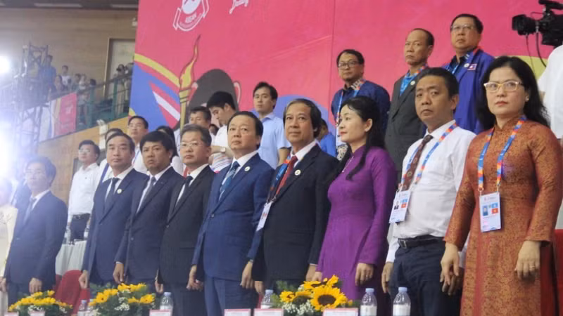 Делегаты на церемонии открытия.