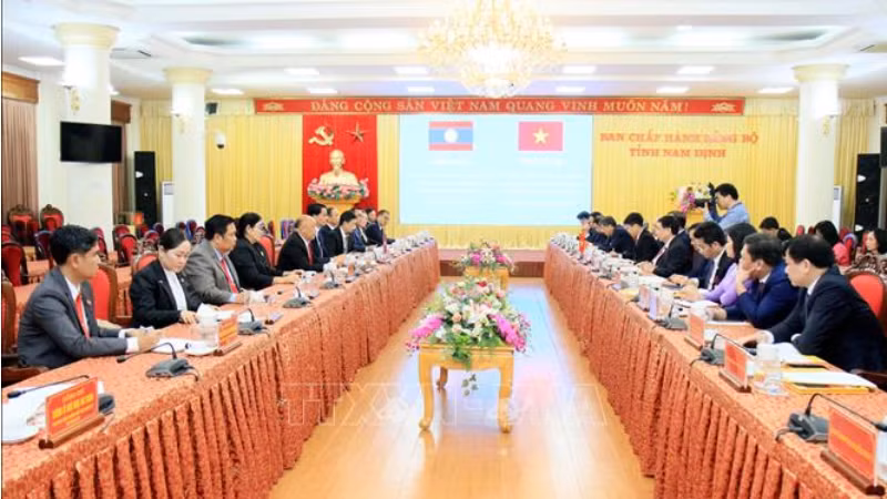 Общий вид рабочей встречи. Фото: ВИА