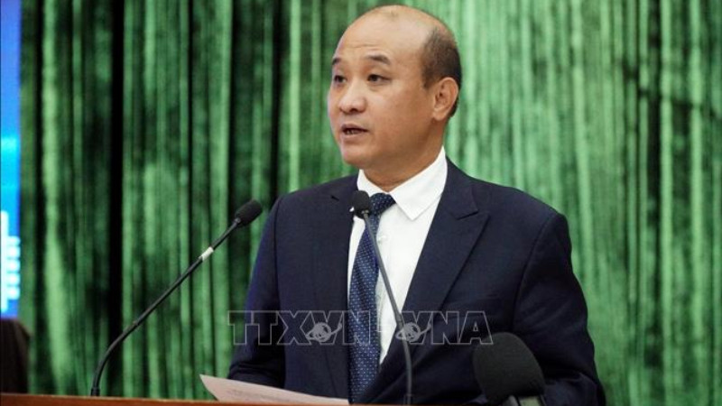 Зампредседателя Народного комитета Дананга Ле Куанг Нам выступает на форуме. Фото: ВИА