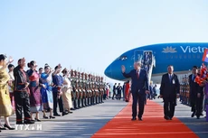 Церемония встречи Генерального секретаря ЦК КПВ То Лама и вьетнамской высокопоставленной делегации в аэропорту Ваттай. Фото: ВИА