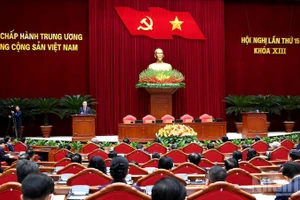 Общий вид закрытия пленума. Фото: Данг Кхоа