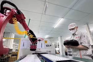 Только при условии комплексной реализации цифровой трансформации, увязанной с обновлением моделей управления и повышением эффективности бизнеса, технологии смогут стать новым двигателем роста.