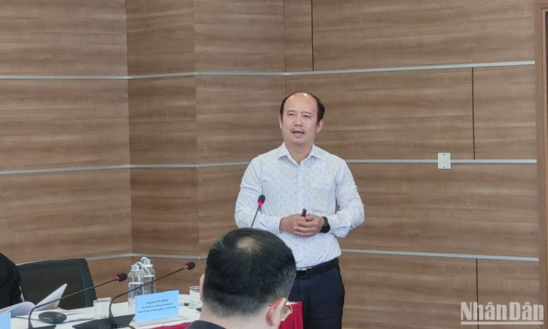 Г-н Ву Зуен Хай, заместитель директора Департамента добычи морепродуктов, Главное управление морепродуктов. Фото: Чунг Хынг Г-н Ву Зуен Хай, заместитель директора Департамента добычи морепродуктов, Главное управление морепродуктов. Фото: Чунг Хынг