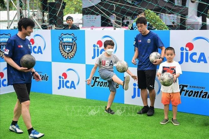 Спортивное мероприятие на фестивале привлекает к участию детей. Фото: ВИА