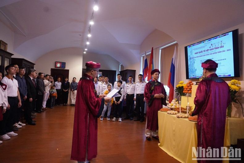 День поминовения королей Хунгов в Санкт-Петербурге. Фото: Тхань Тхэ