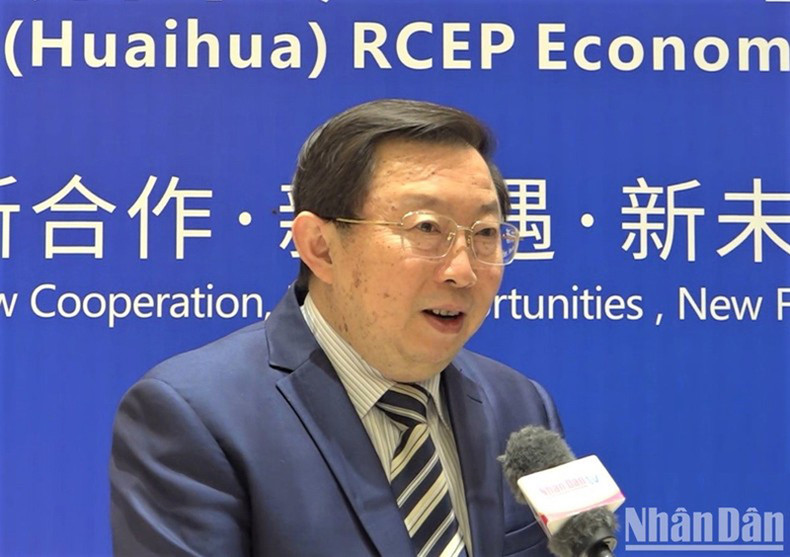 Г-н Сюй Ниннин, Председатель Комитета по промышленному сотрудничеству в рамках соглашения о ВРЭП.