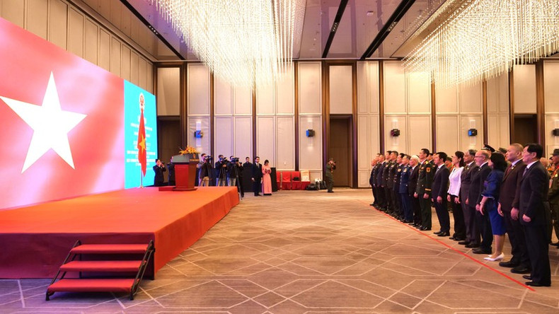 Общий вид церемонии прадзнования 80-летия основания ВНА в Пекине. Общий вид церемонии прадзнования 80-летия основания ВНА в Пекине.