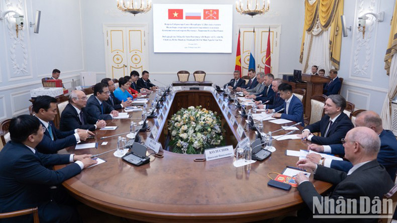 Общий вид рабочей встречи. Фото: Тхань Тхэ Общий вид рабочей встречи. Фото: Тхань Тхэ