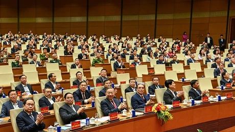 Генеральный секретарь ЦК КПВ То Лам, действующие и бывшие руководители Партии и Государства присутствуют на конференции. Фото: Зюи Линь