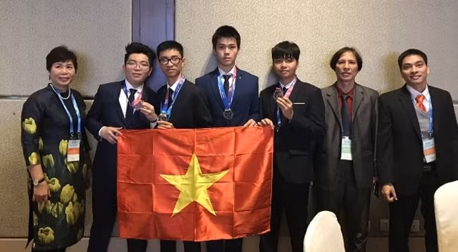 Вьетнамская команда на олимпиаде.