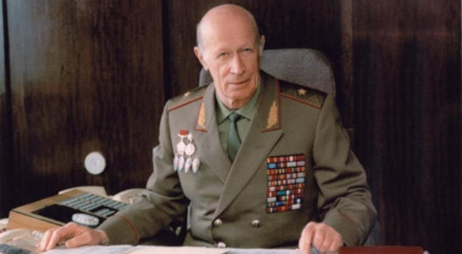 Бывший глава советской нелегальной разведки КГБ генерал-майор в отставке Юрий Дроздов. Фото: laodong.com.vn