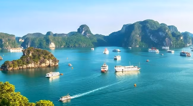 Бухта Халонг (провинция Куангнинь). Фото: news.zing.vn