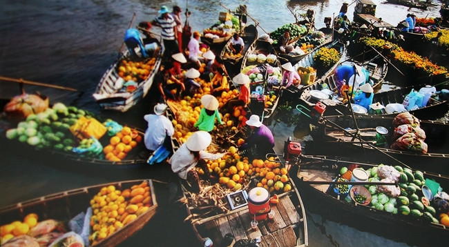 Плавучий рынок Кайранг является привлекательным направлением туризма. Фото: canthotourist.vn