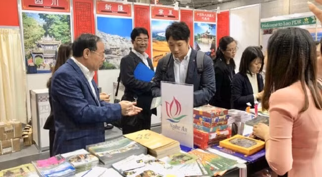 На стенде провинции Нгеан проходило множество мероприятий. Фото: baonghean.vn