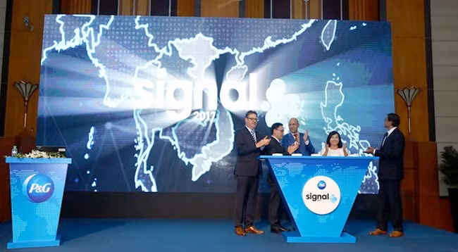 Запуск программы «Signal Accelerator». Фото: baotintuc.vn