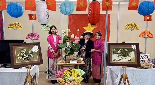 Вьетнамский стенд на одной туристической выставке в Греции. Фото: Посольство Вьетнама в Греции