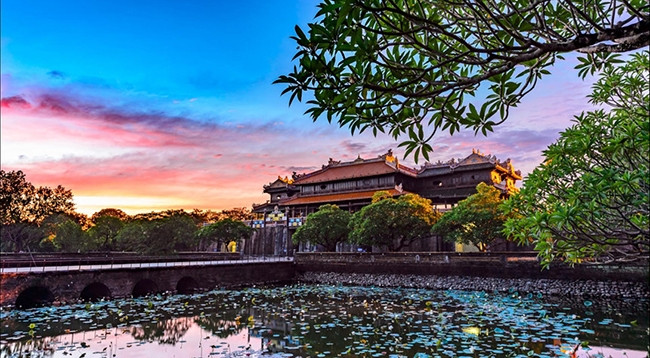 Ворота в Королевский дворец (Дайной). Фото: news.zing.vn