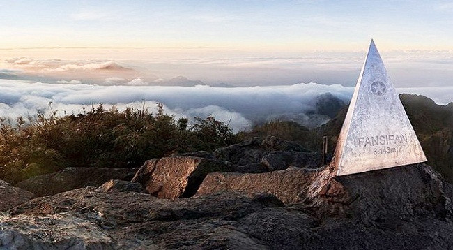 Гора Фансипан во Вьетнаме