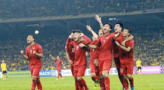 Хюи Хунг и Дык Хюи забили голы для сборной Вьетнама. Фото: thethao247.vn